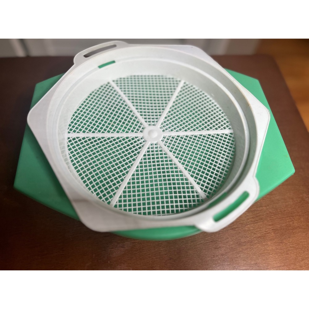Vintage Tupperware Jadeite  Bowl Set Colander Strainer Veggie Washer Dryer Green